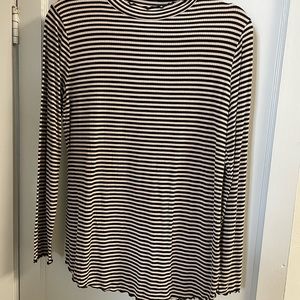 mock neck long sleeve top